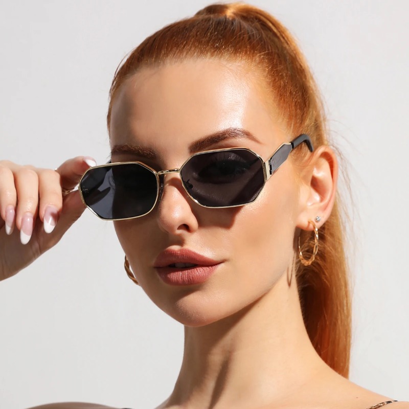 Vintage Fashion Female - Nowe Modne Okulary Przeciwsłoneczne Vintage Damskie