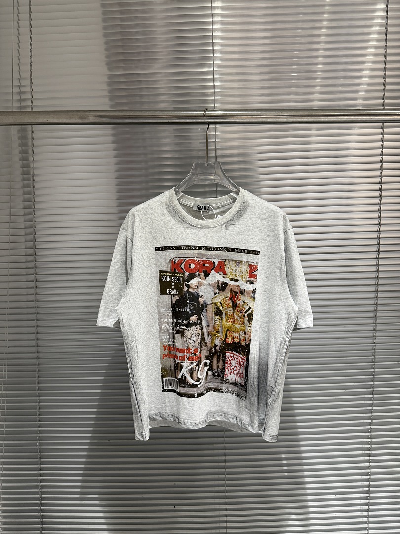 Vintage Fashion Magazines - Koszulka z nadrukiem magazynu mody na
