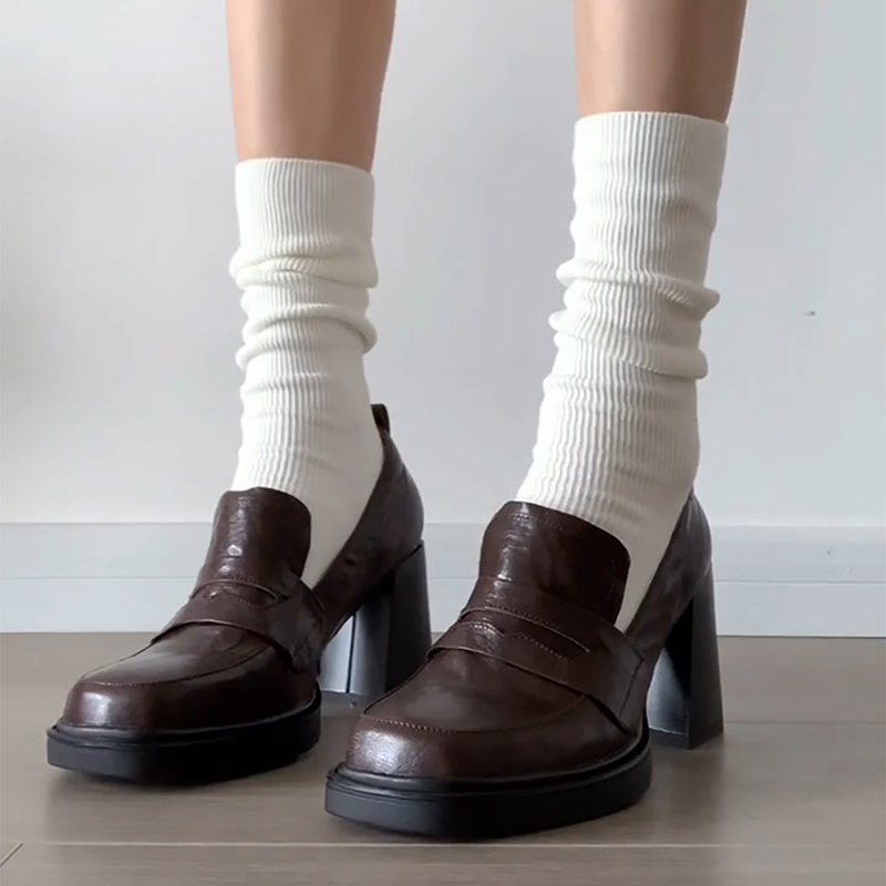 Vintage Fashion Female - Damskie mokasyny w stylu college'u modne