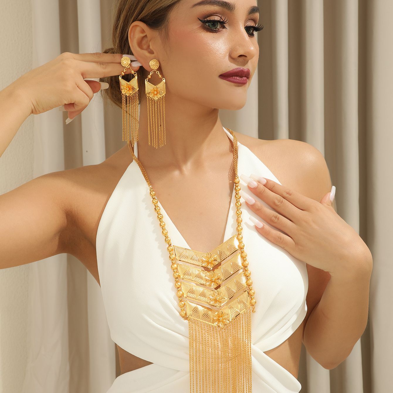 Vintage Fashion Guild - New Dubai 24K stop złocony naszyjnik