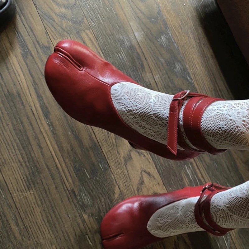 Damskie czółenka z dzielonym p – Vintage Fashion Female recenzja i cena